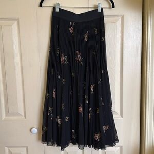 Aritzia Wilfred Twirl Skirt